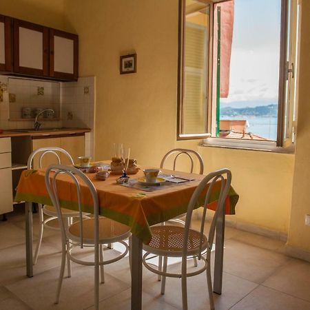 Casa Di Otty Holiday Apartment La Spezia Luaran gambar