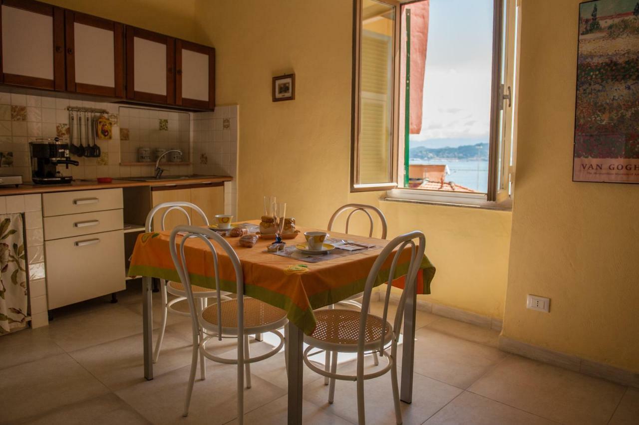 Casa Di Otty Holiday Apartment La Spezia Luaran gambar