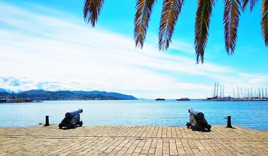 Casa Di Otty Holiday Apartment La Spezia Luaran gambar